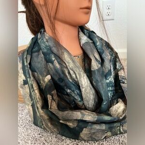 Camo scarf